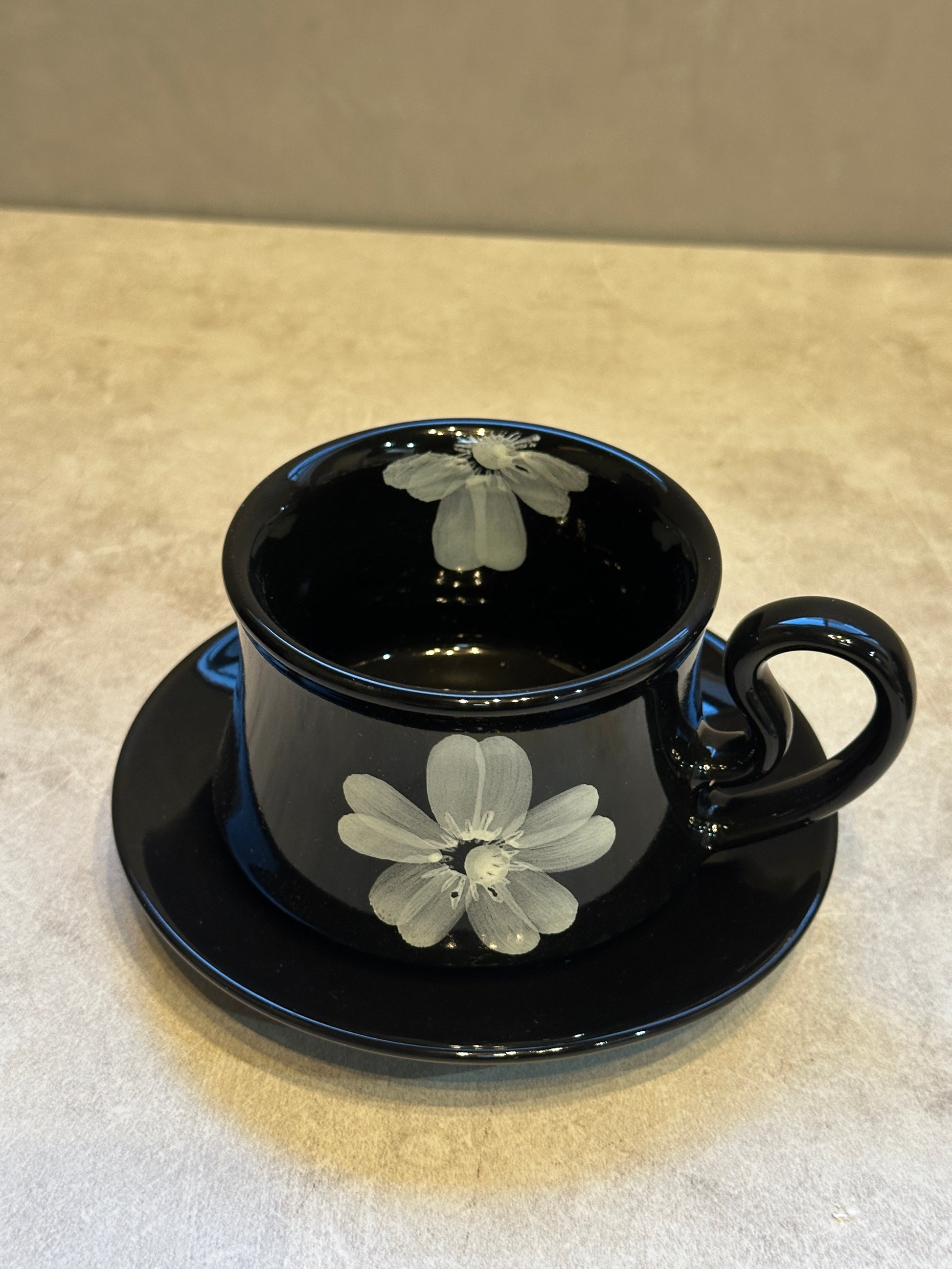 Flower Cup & Saucer (Black)
