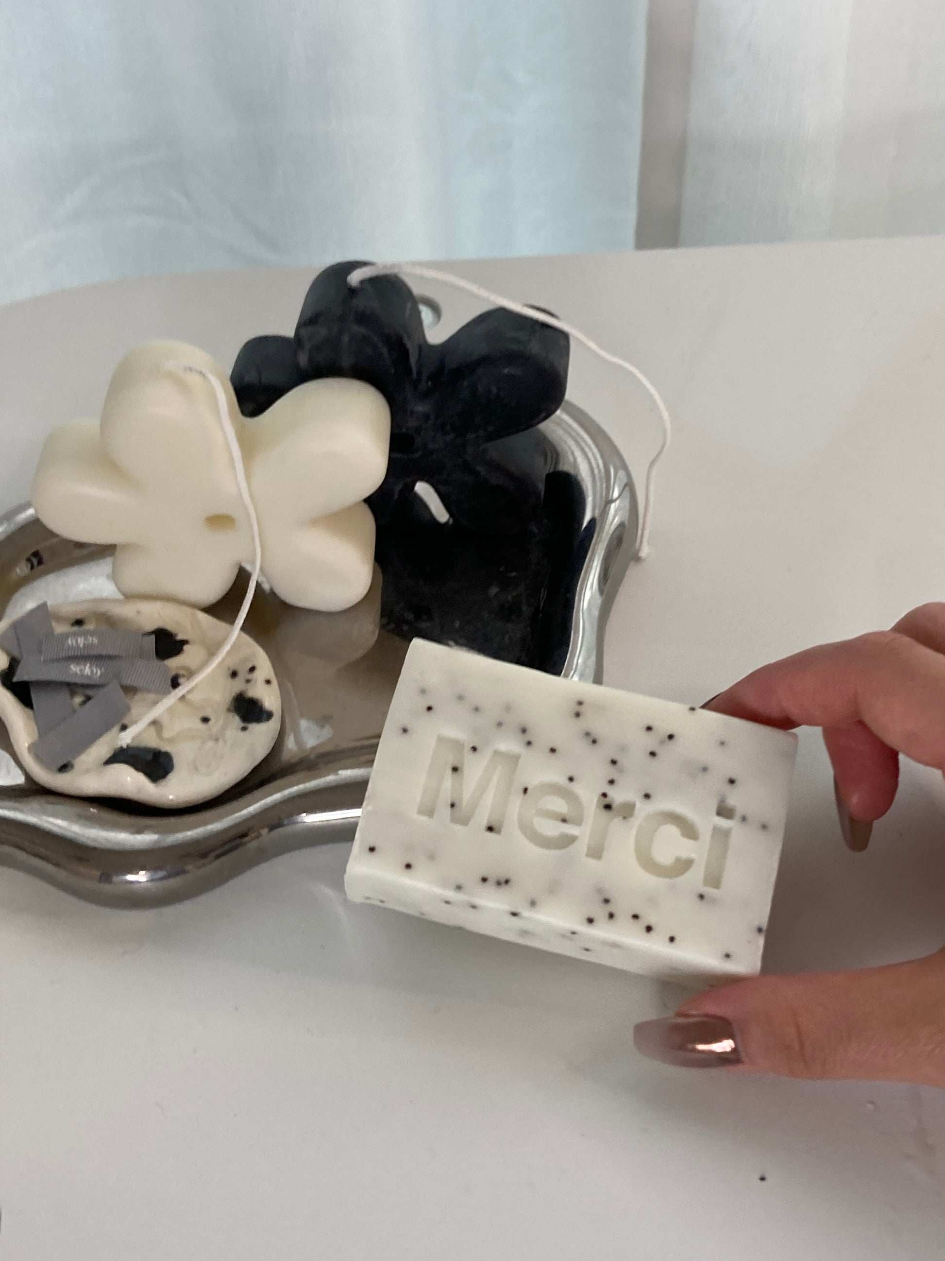 Merci Soap – Poppy Seeds