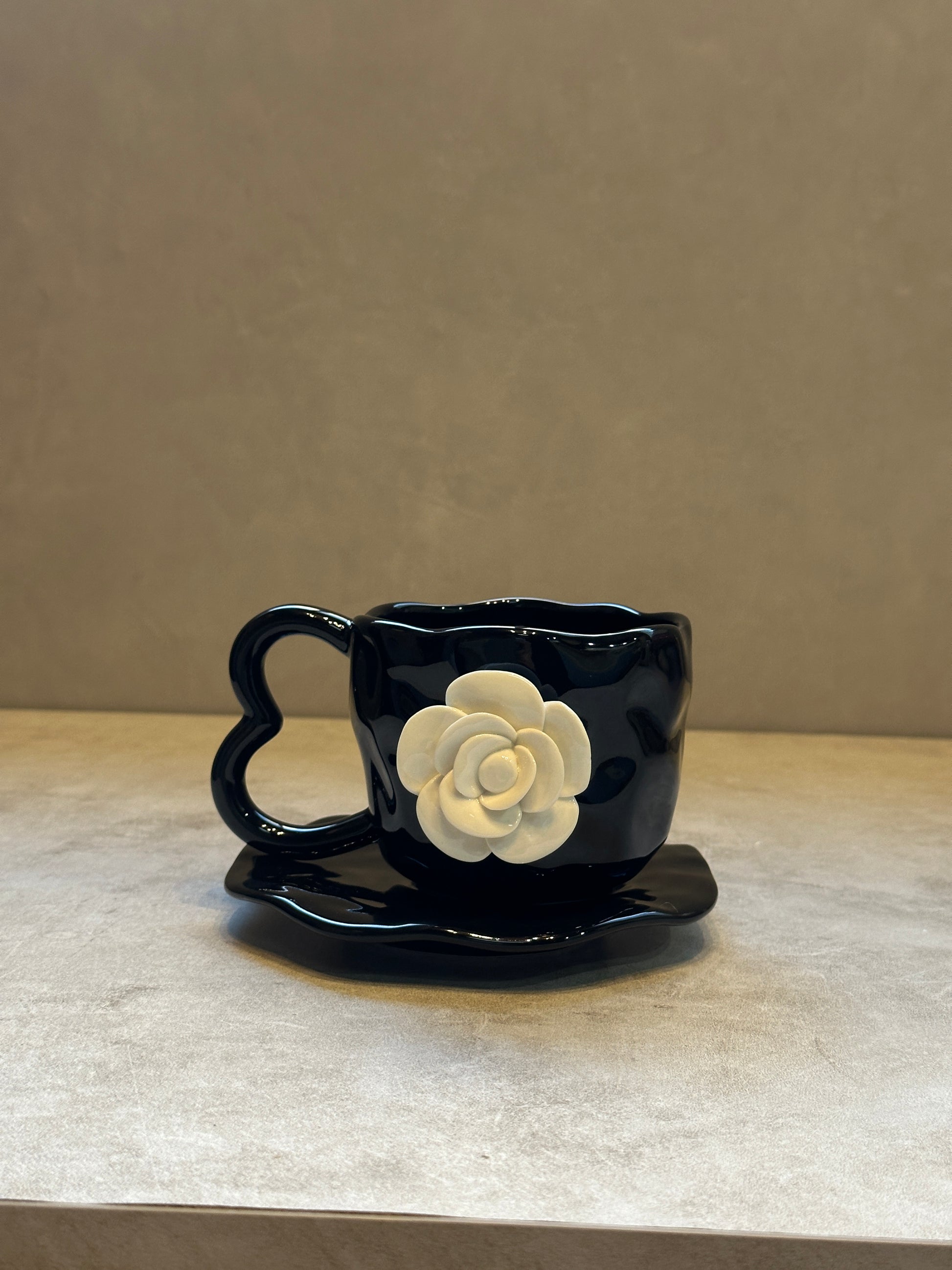 Floral Motif Cup & Saucer (Black)