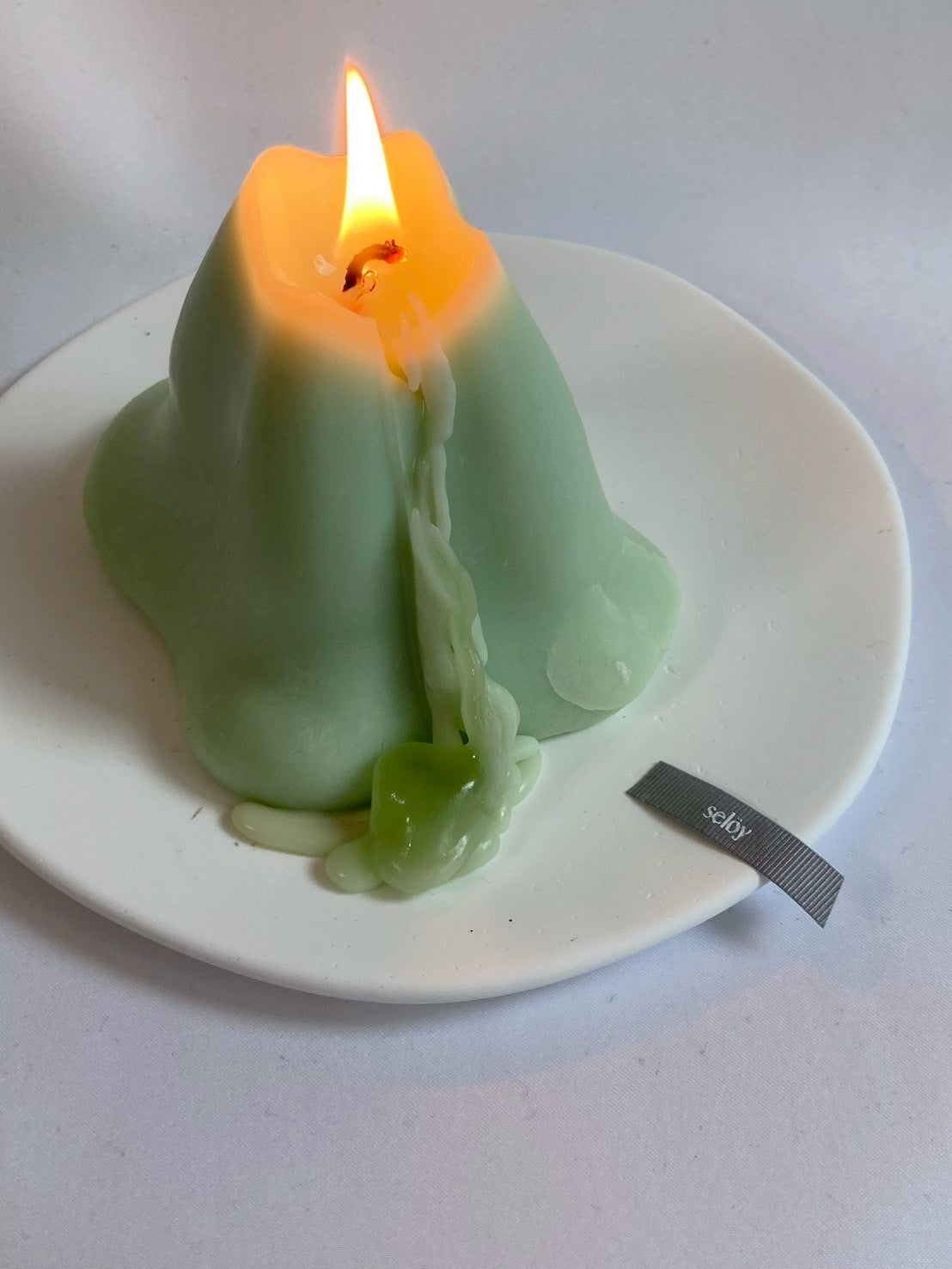 nuance candle - purple